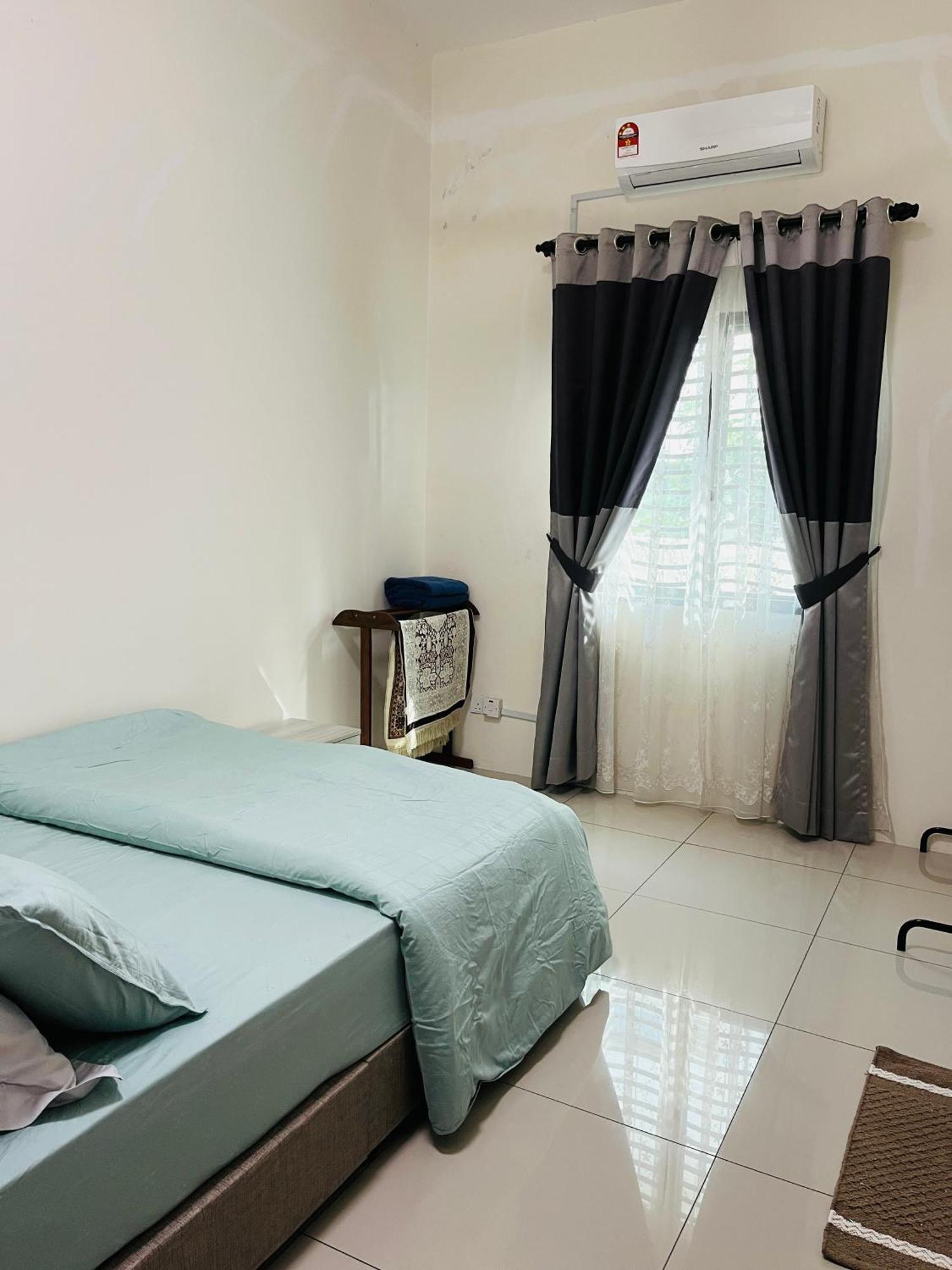 Sofea V2 Rumah percutian